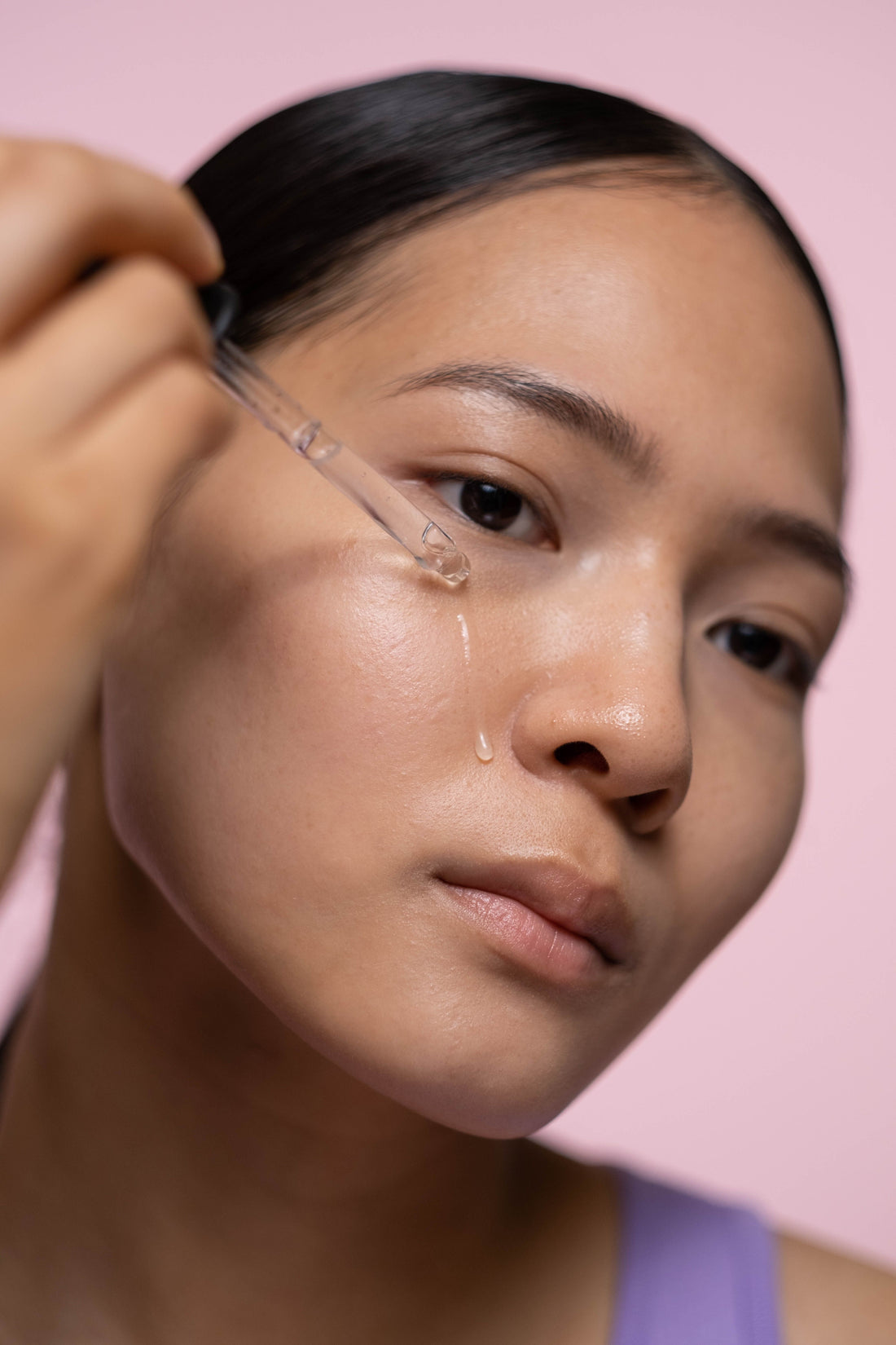Serum påføres med dråbetæller – Salicylsyre (BHA) – Trondahl Skincare